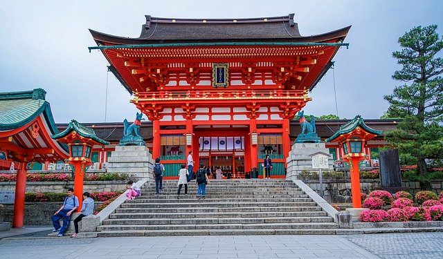 関西の赤い神社